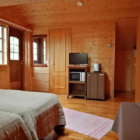 Pensión Tahkonhovi Golden