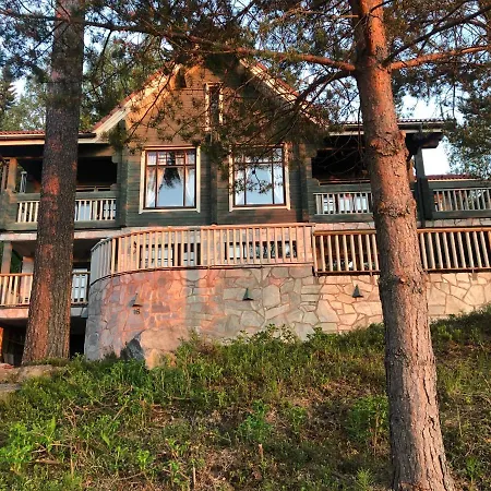 Pensión Tahkonhovi Golden